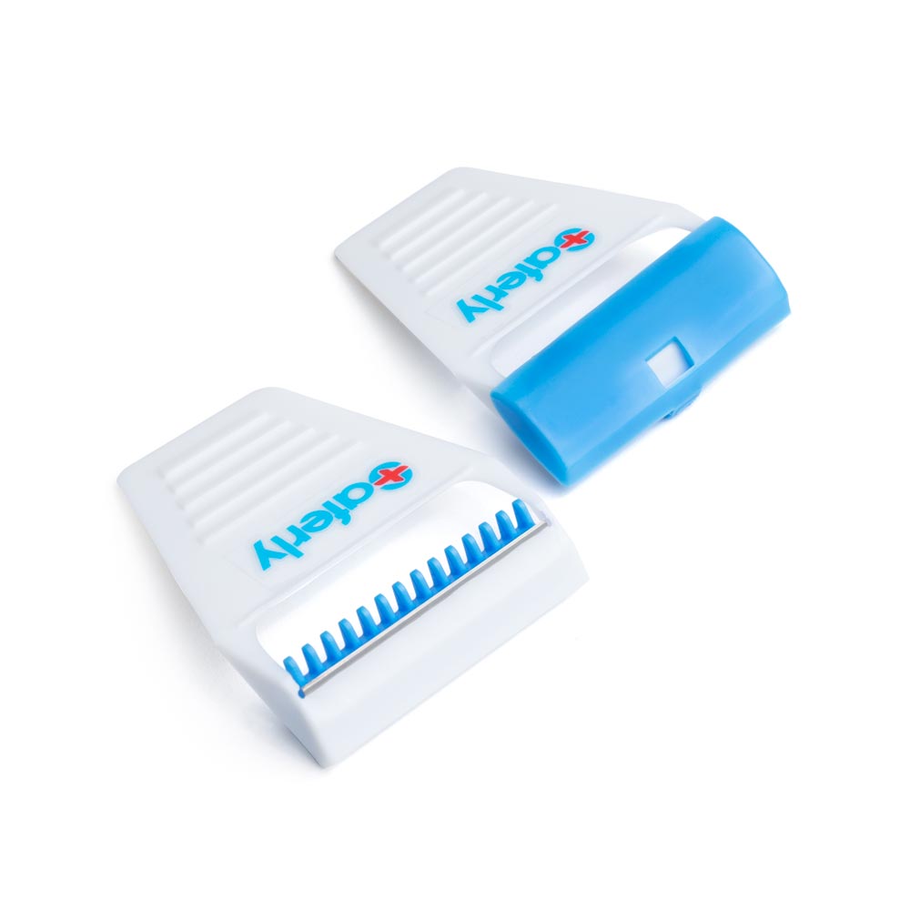 Saferly Stainless Steel Disposable Skin Prep Razors — Box of 40 - Microbeau InternationalSaferly Stainless Steel Disposable Skin Prep Razors — Box of 40
