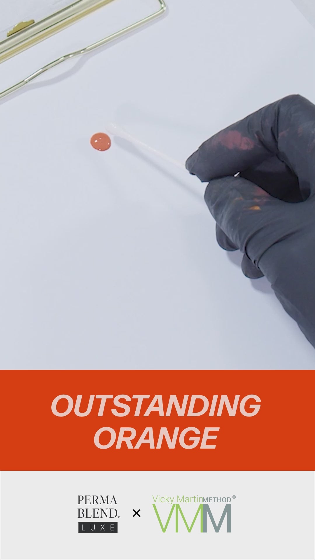 LUXE Outstanding Orange - Vicky Martin Unstoppable AreolaLUXE Outstanding Orange - Vicky Martin Unstoppable Areola